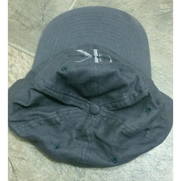 Urban Outfitters Calvin Klein Dad hat - Picture 2 of 3